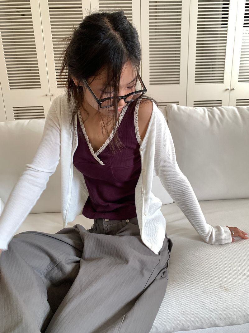 WOOL V-NECK CARDIGAN (5C)