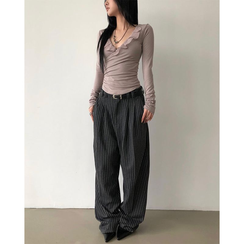 Bai V-neck Frill T