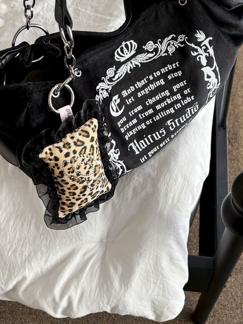 【MADE】 KIRA pocket pillow (leopard/beige)
