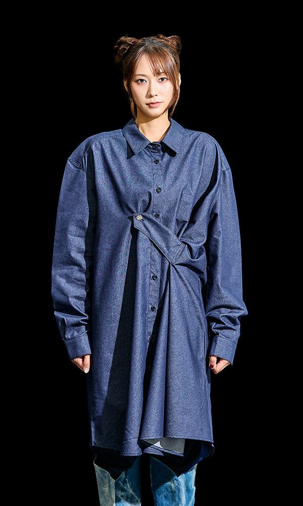 Reculer（ルキュレ）の「ドレーピングベーシックロングシャツ  ライクデニムディープブルー（トップス）」