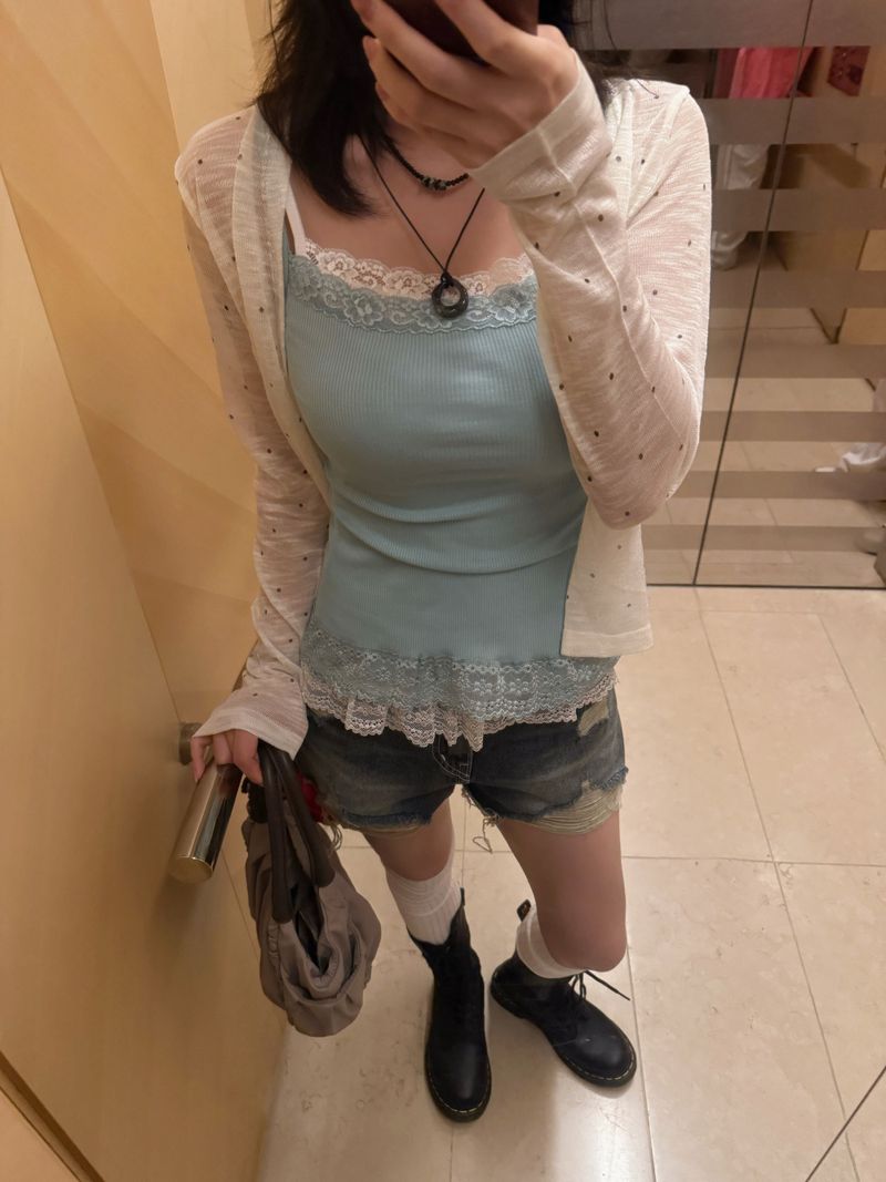 Distressed Washed Denim Hot Pants (3c)