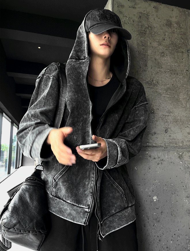 COSYHARU(コシハル)の「Overfit pigment & washing hooded zip-up(Tops)」