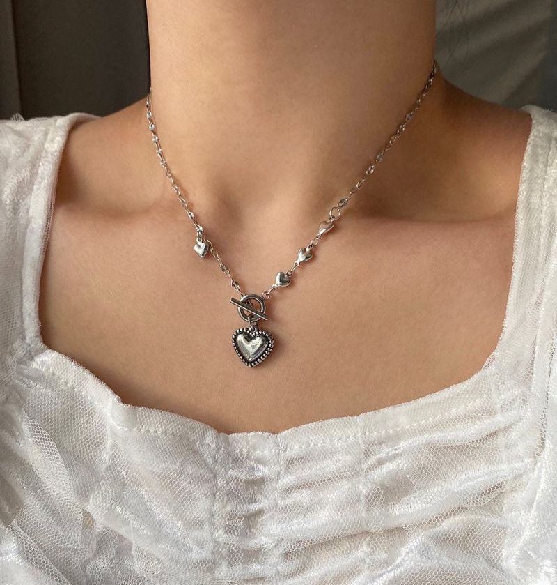 Acer rojo(アセルロジョ)の「eh Unique Heart Surgical Toggle Bar Necklace(Accessories)」