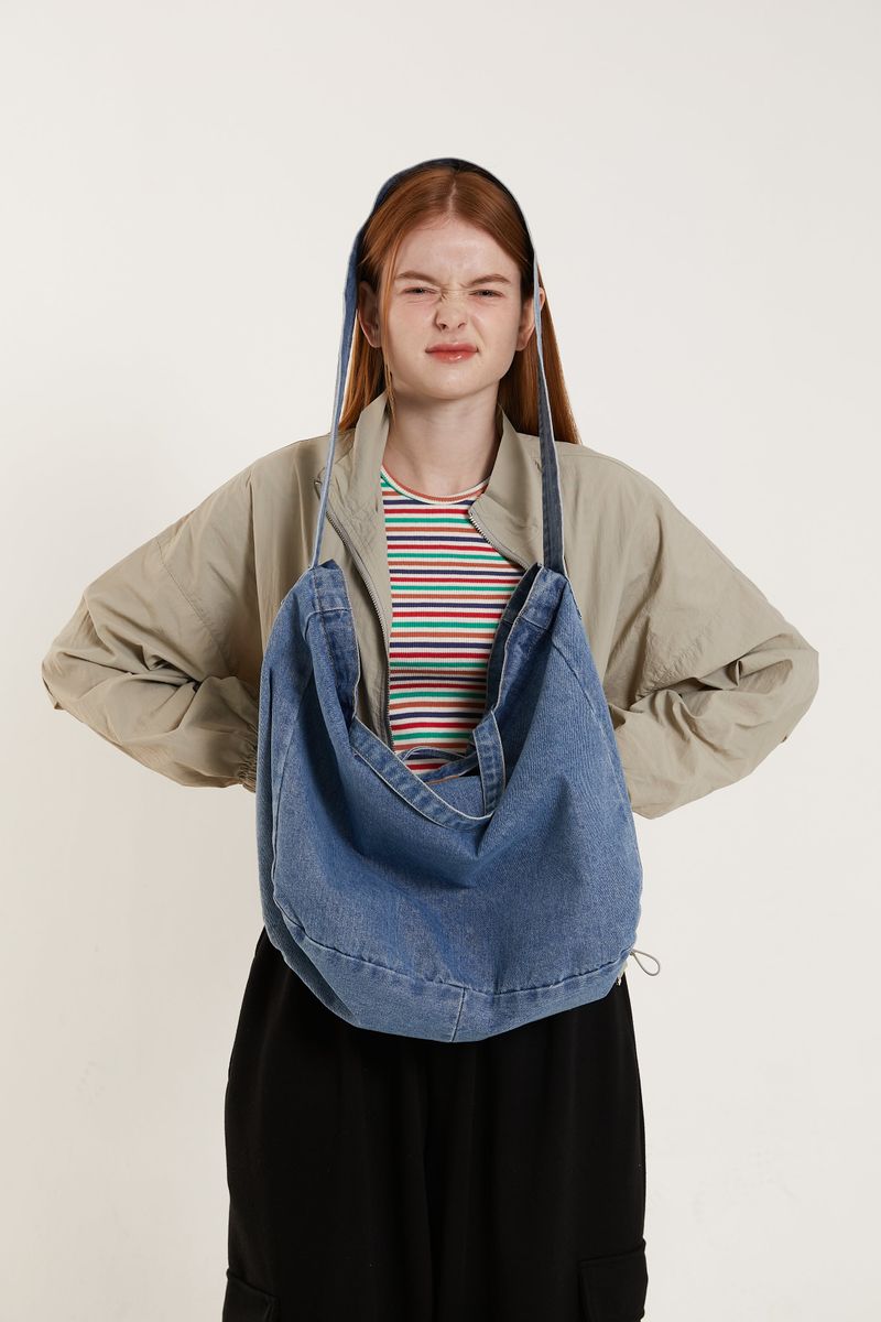 DENIM SHOULDER SACK