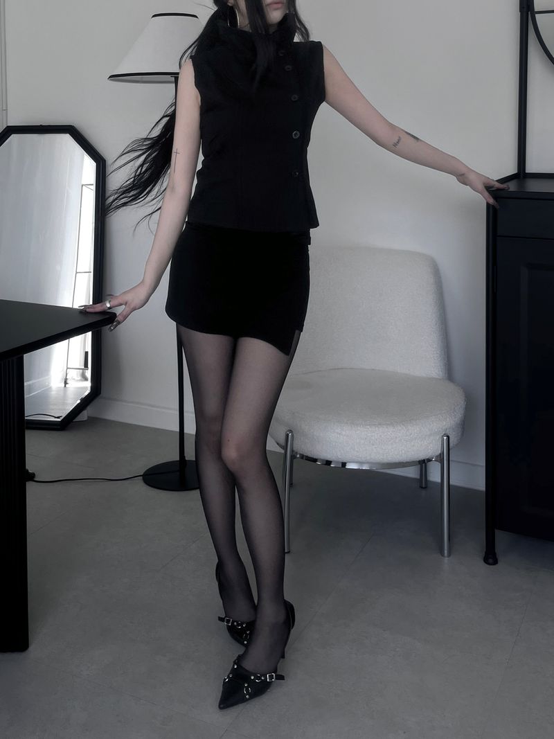high-neck black button vest