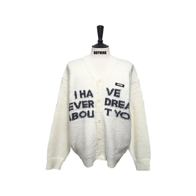 ROYNINE（ロイナイン）の「Ivory Lettering Cardigan（Tops）」