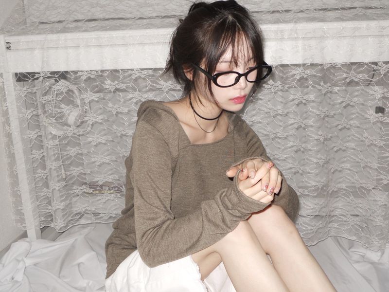 unbal slit hoodie