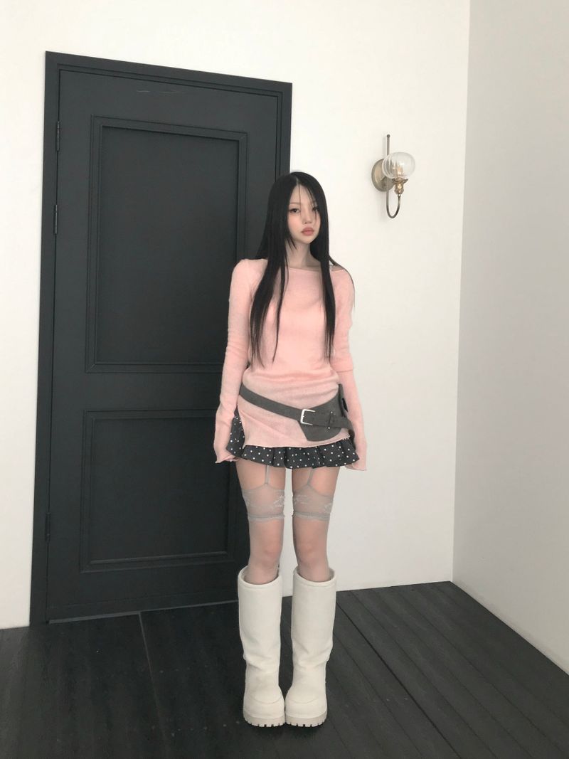 THEAIRTOWN（ザエアータウン）の「ストロベリーカットニット（ワンピース/ドレス）」