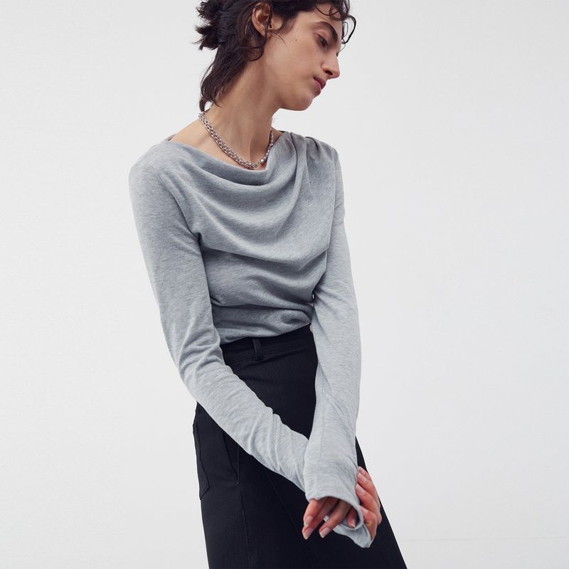 RE RHEE（リイ）の「シャーリングドレープ長袖トップ MELANGE GRAY（トップス）」