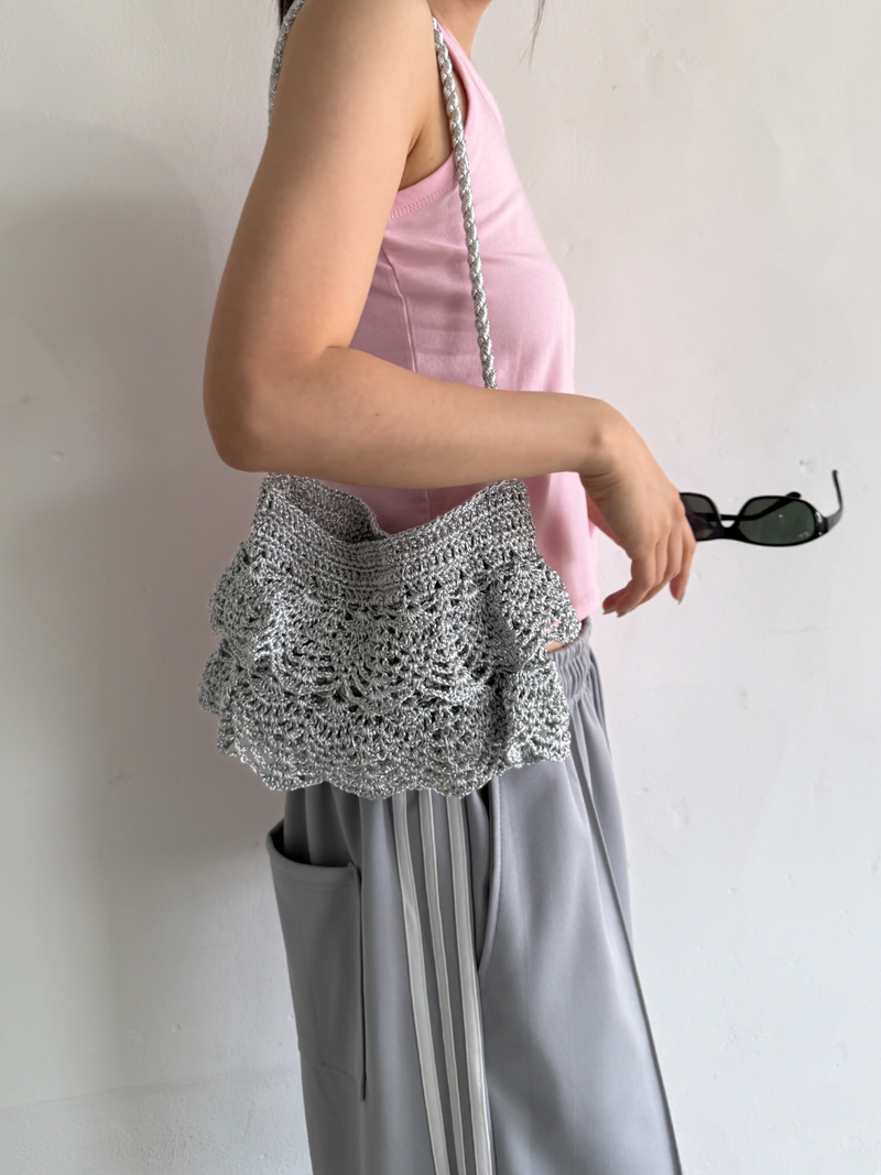weaving silver frill bag