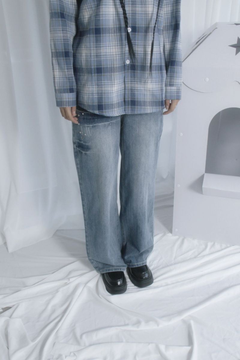 Studded denim pants