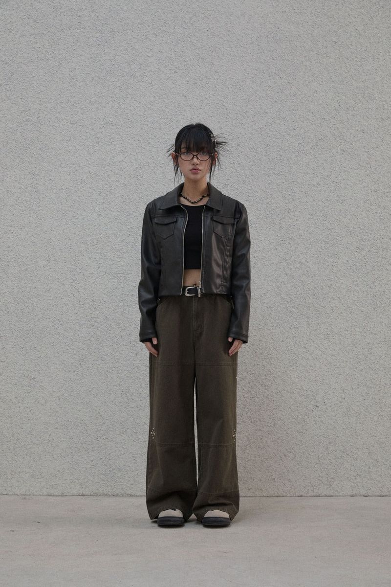 GUBIN(グビン)の「スタッズ柄コットンパンツ(パンツ)」