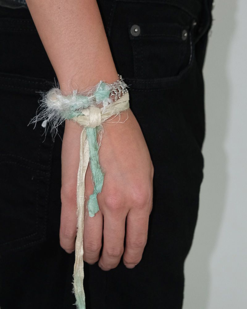 ROUGH SCARF BRACELET WHITE