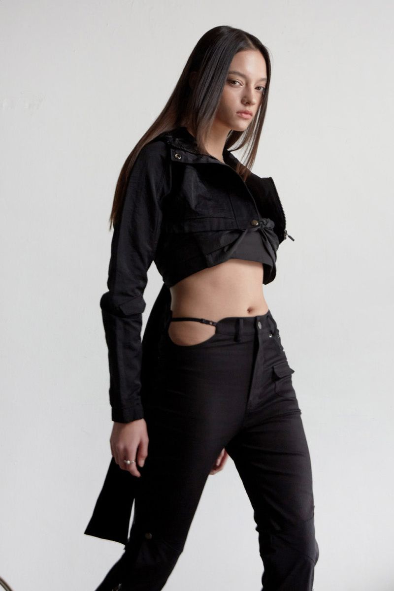 UNDERSTRAP KNEE DETAIL PANTS(BLACK)