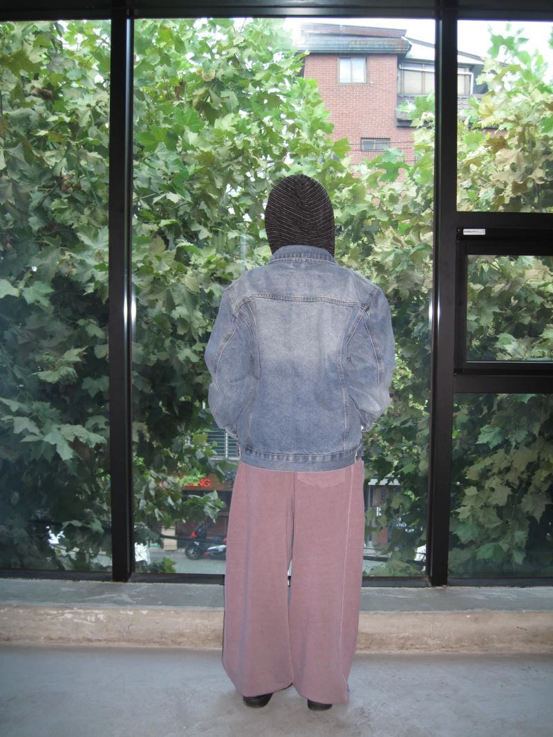 [UNISEX] ベーシッククロッピードデニムジャケット(3 Sizes, 4 Colors)