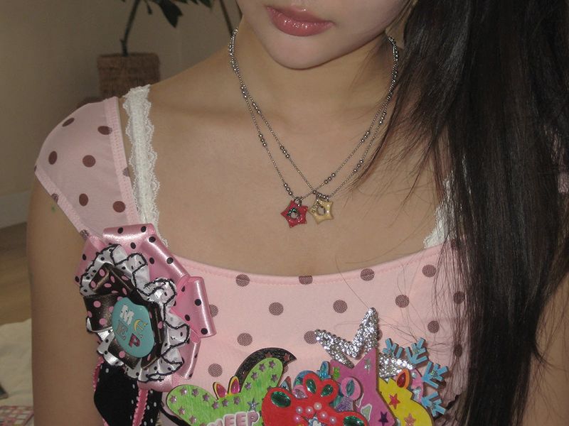 gleaming little star berry necklace [gold]