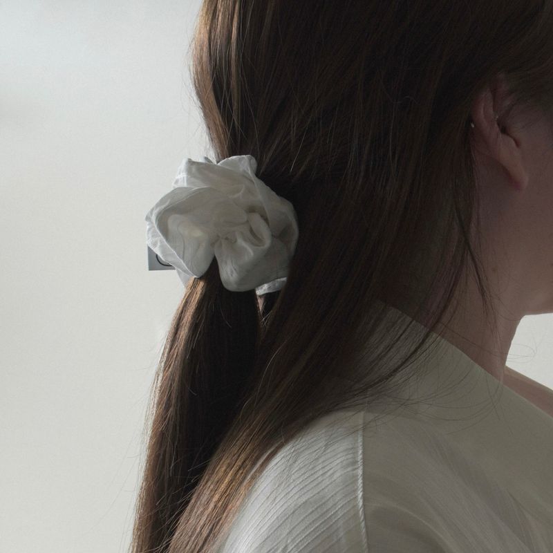 TUTEOGI ‘Rhythm’ scrunchie #002 (M size)