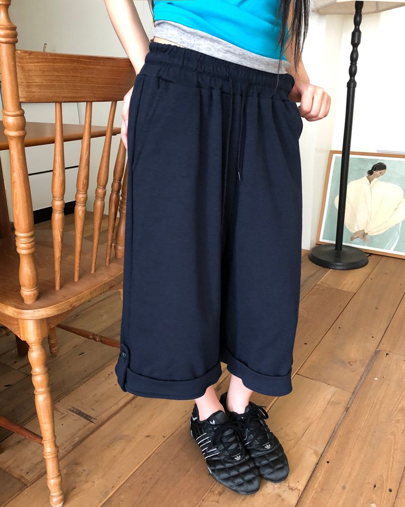 WONDER WONDER（ワンダーワンダー）の「Meihu Roll-Up Bermuda Pants（Pants）」