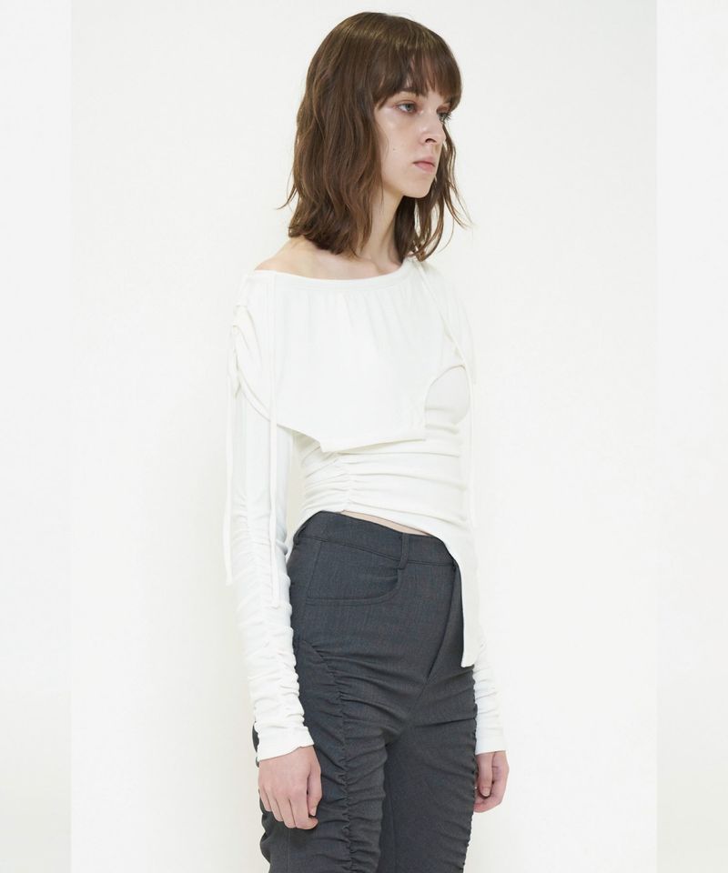 DEFORMATION OFF SHOULDER TOP