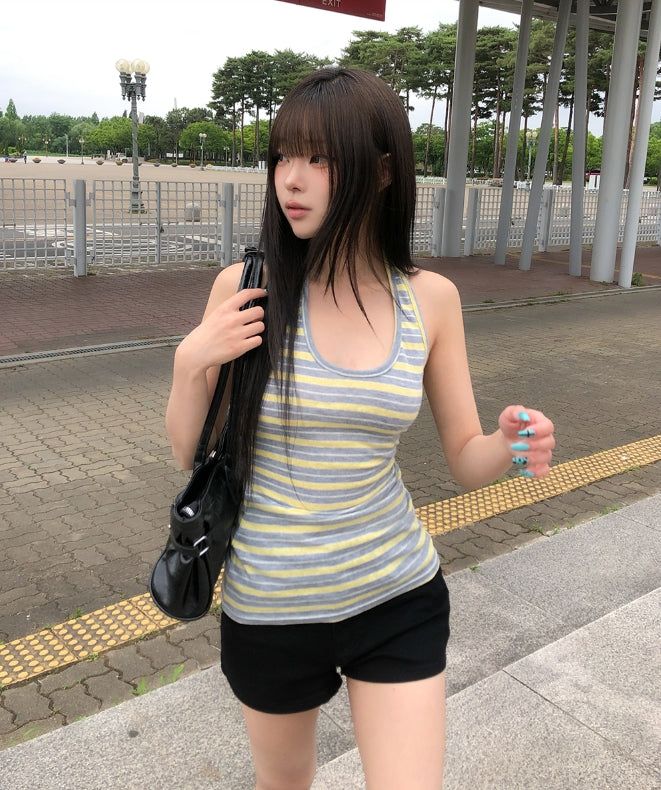 ULAN（ユレン）の「Fruity Stripe Halter Sleeveless（Tops）」