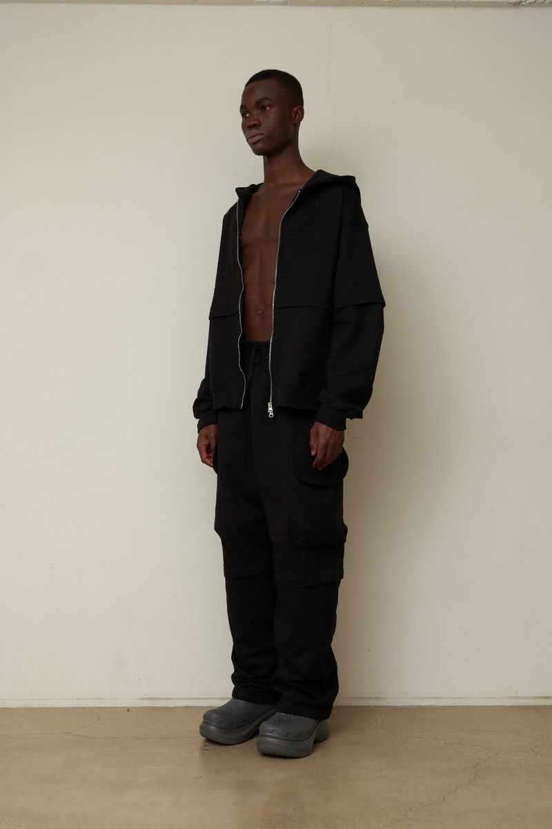Back point shirring hood zip-up (Black)