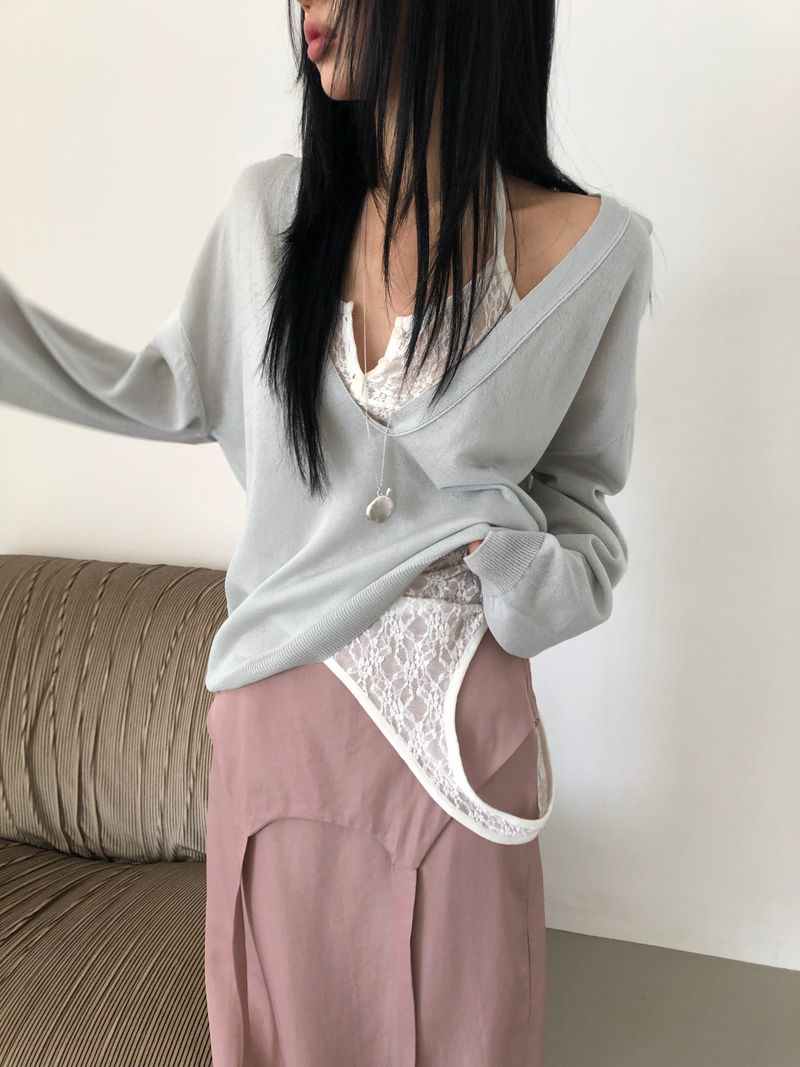 Breeze Deep V-Neck Knit