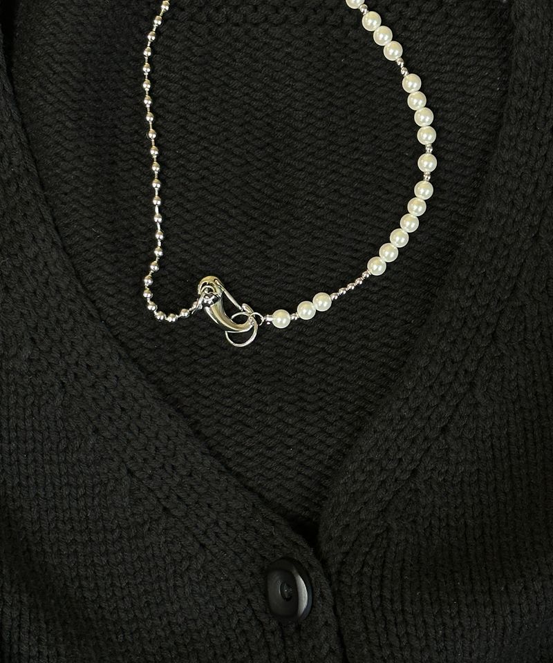 halfway pearl necklace
