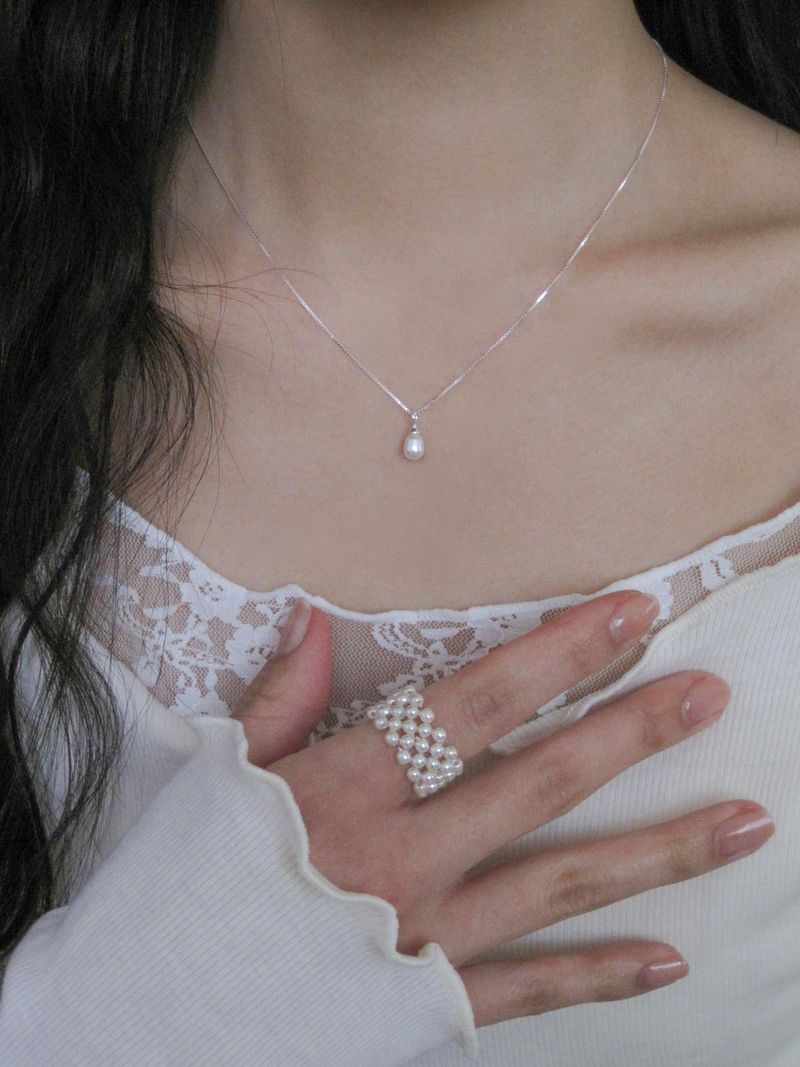 dungeureon（ドゥングロン）の「[925 Silver] シルエットパールネックレス（アクセサリー）」