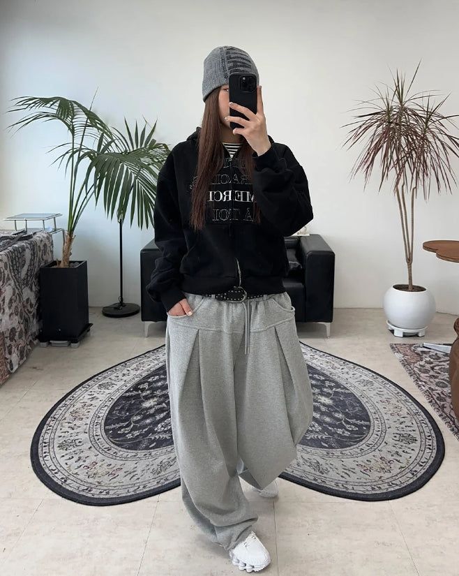 Rickle Yoke Pintuck Sweatpants