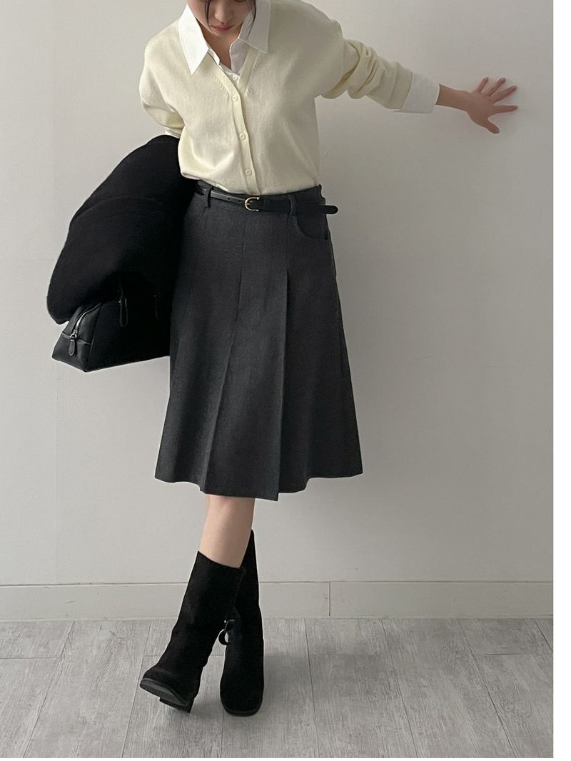 INCHANT ME（インチャントミー）の「Mellie Wool Midi Pleated Skirt（Skirts）」
