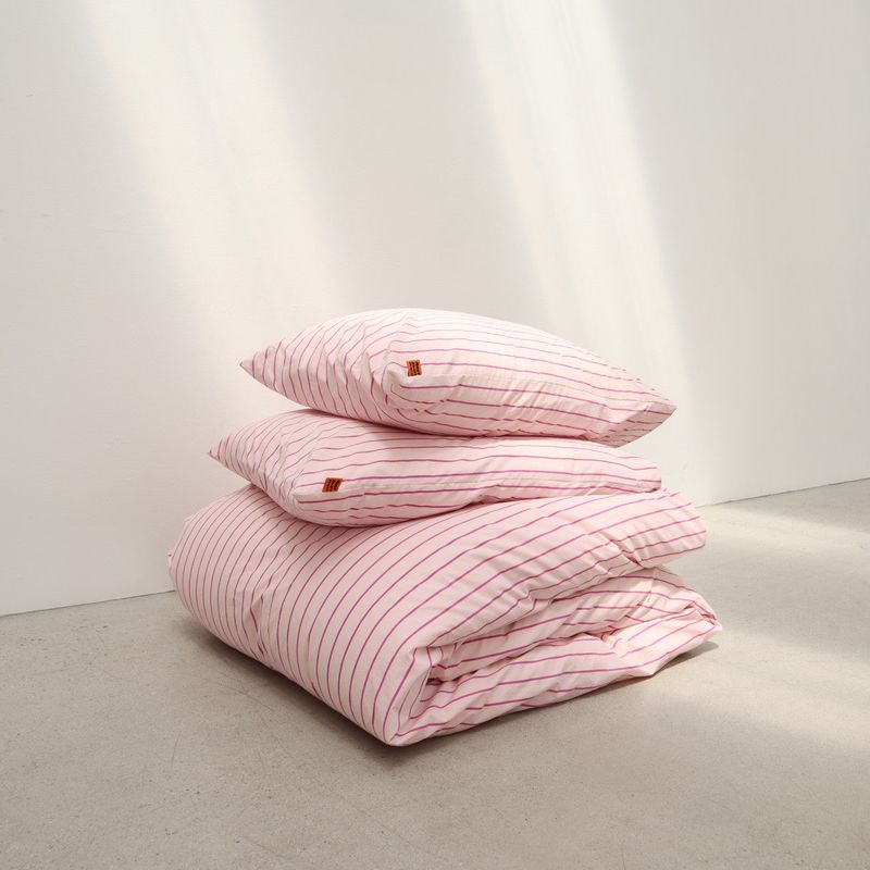 Linea pink pillow case