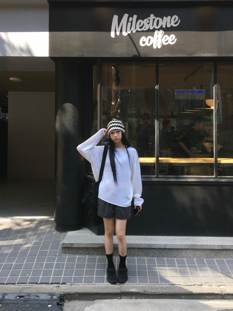Milk Striped 3/4 Length Shorts (5c)