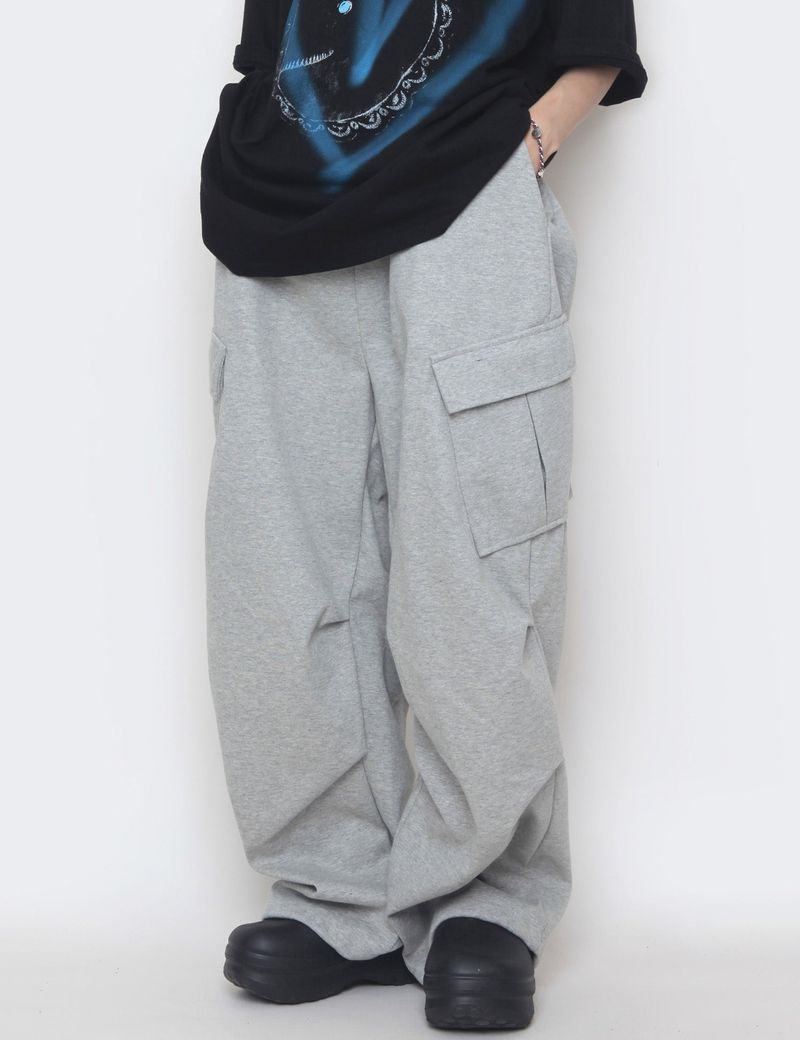 nutellike(ヌテールライク)の「diagonal cargo sweatpants(Pants)」