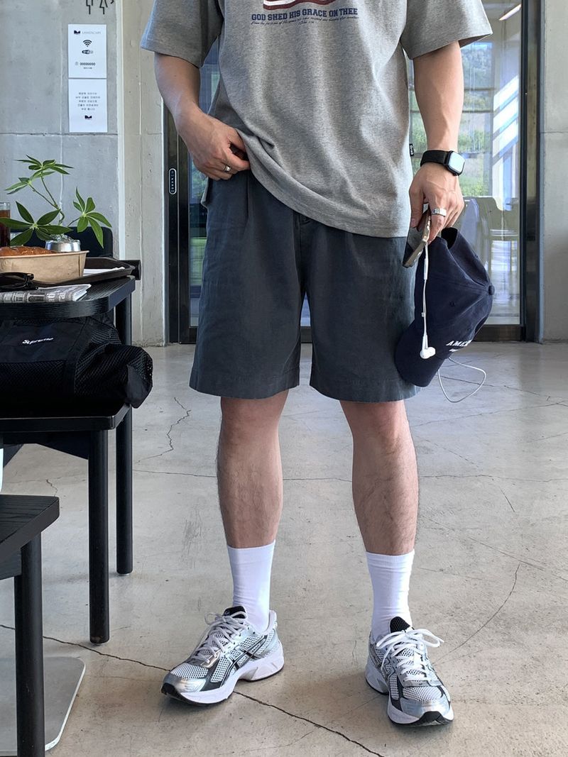 LOOKPLE（ルックプル）の「ルックスタブーピグメントピンタックバックバンディングコットンショーツ（パンツ）」