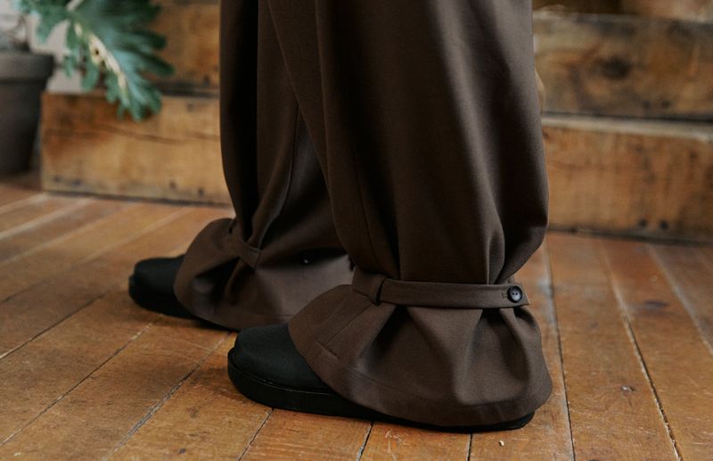 unisex strap balloon pants brown