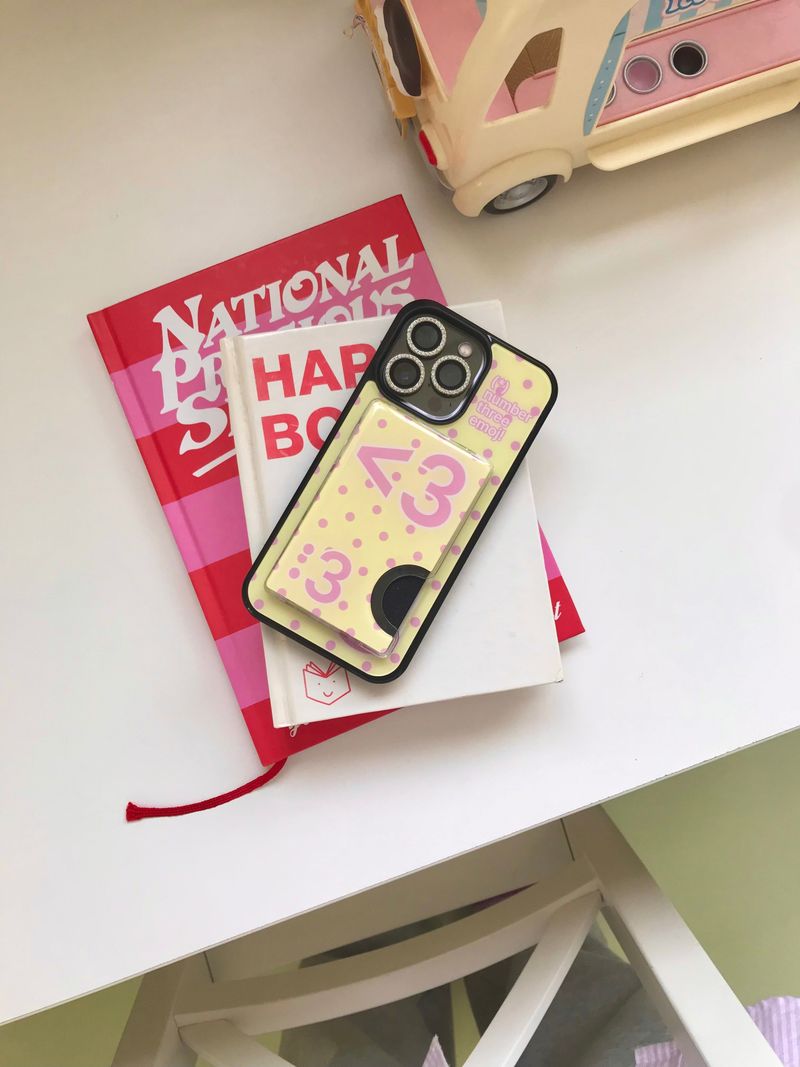 [MADE] Number 3 emoji case + card slot (Lemon candy)