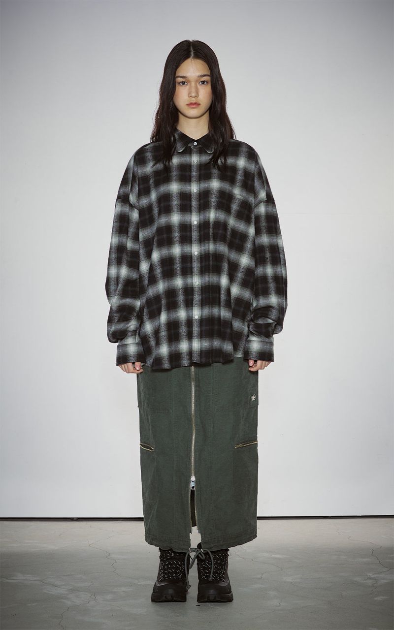 ROUNDED COLLAR CHECK SHIRT_BLACK