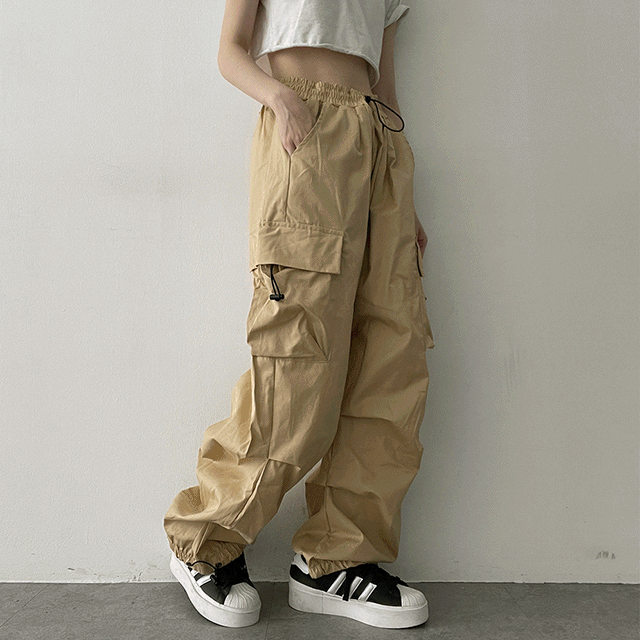hijjoo（ハイチュー）の「Hip String Wide Cargo Pants（Pants）」