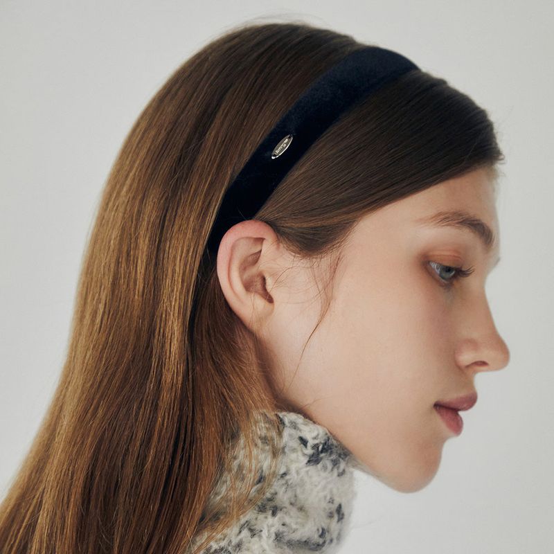 SLIM VELVET HAIR BAND (BLACK)