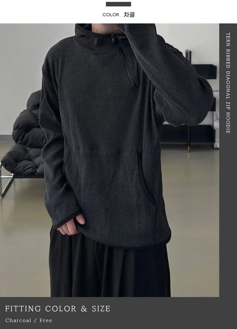 Terne ribbed diagonal zipper hoodie
