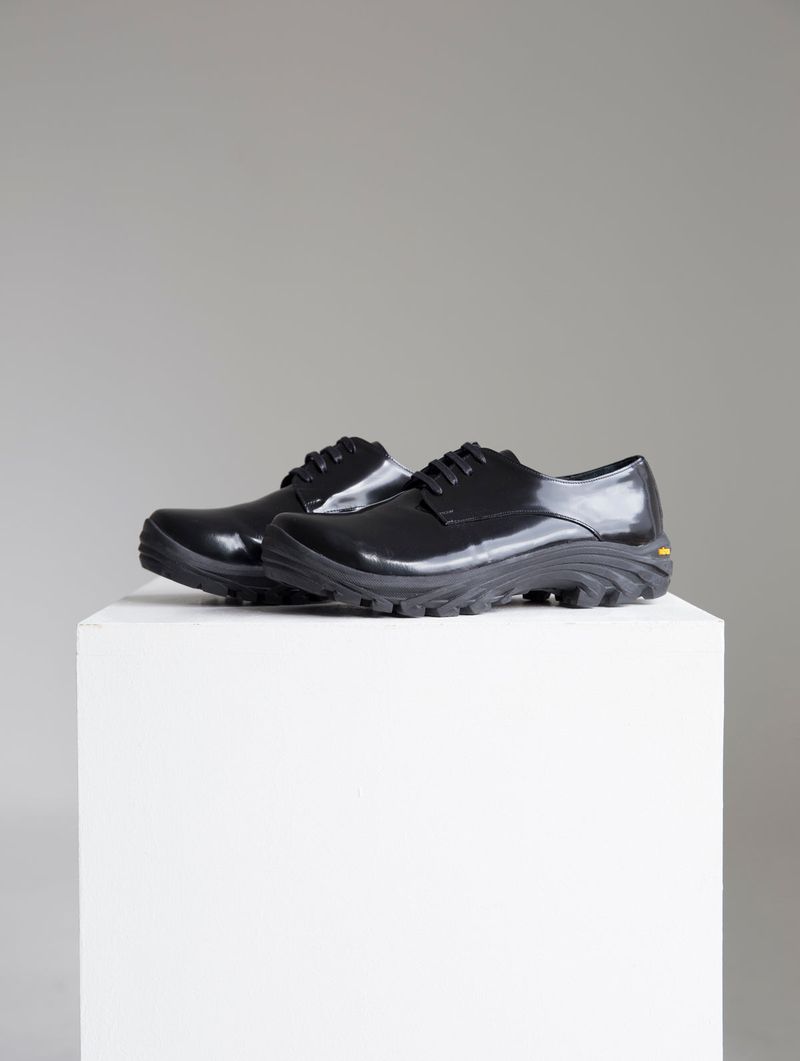 【MADE】Uto, Black(Glossy)