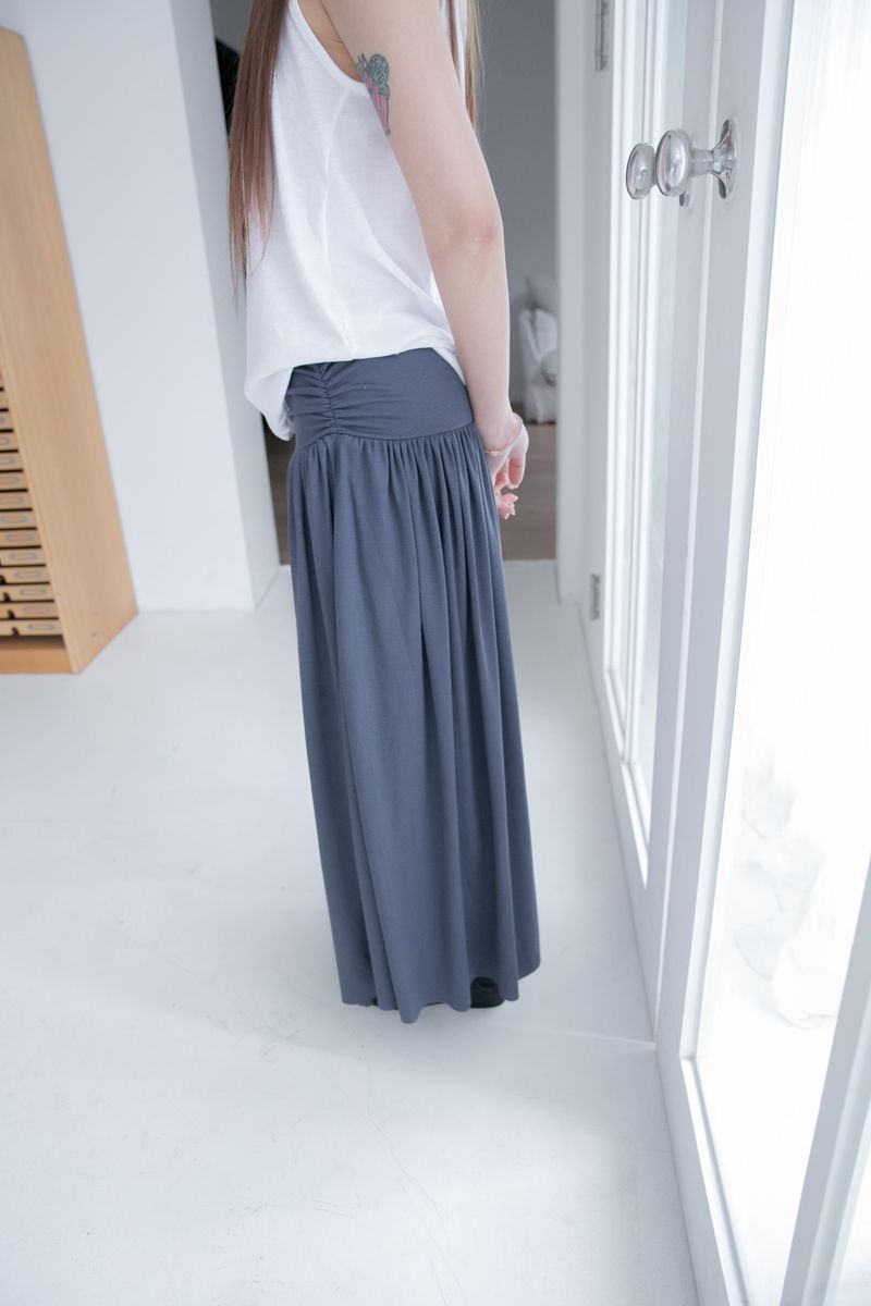 omoosoohy（オムスヒ）の「shirring banding long skirt(3colors)（Skirts）」