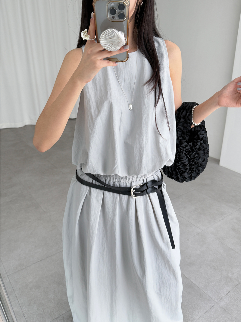 バルーンナイロントップス