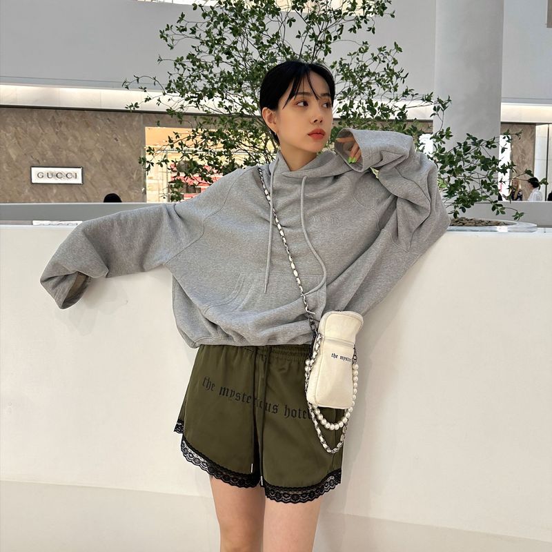 THE MYSTERIOUS HOTEL（ザ ミステリアス ホテル）の「LACE SATIN PANTS（Pants）」