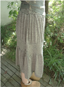 bold shirring skirt