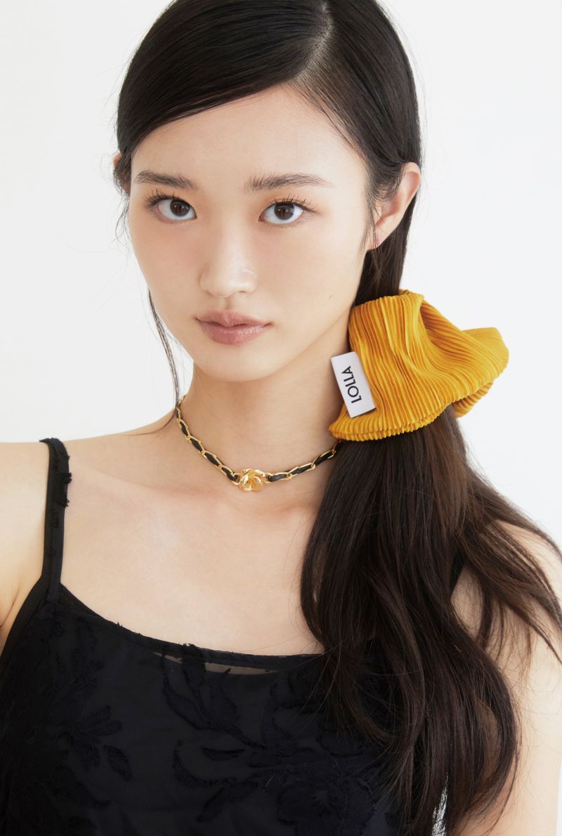 LOLLA（ローラ）の「プチカメリアチェーンチョーカー（アクセサリー）」