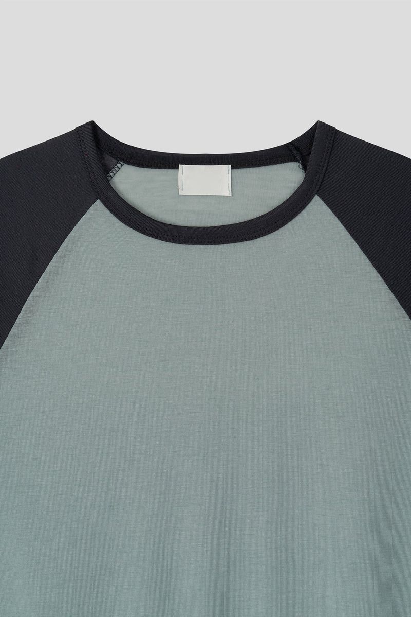 Moby Raglan Longsleeve