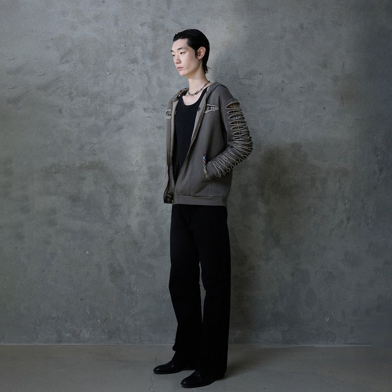 SLASHED CHECK HOODIE: BROWN