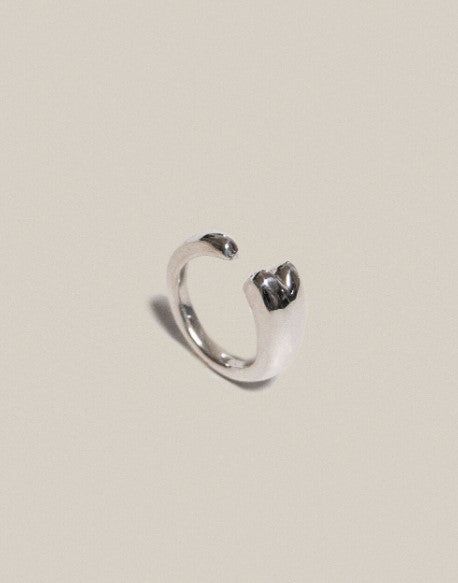 Hug Ring