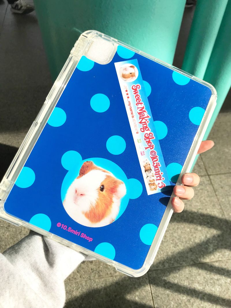 ジン!ギニア フレンズ ネイビー iPad ケース